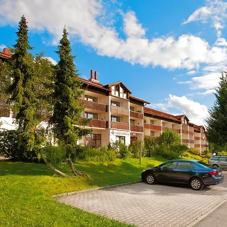 Apartman In With A Shared Pool *