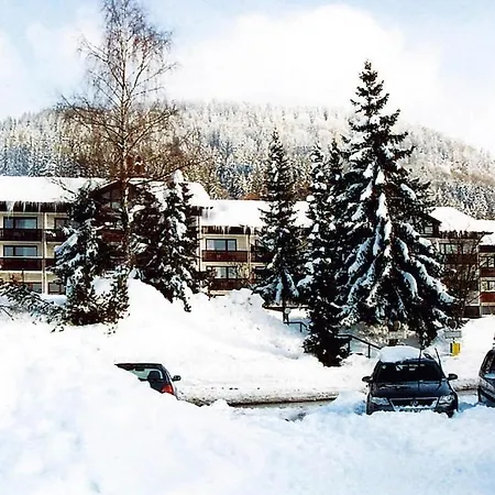 Apartman In With A Shared Pool Missen-Wilhams
